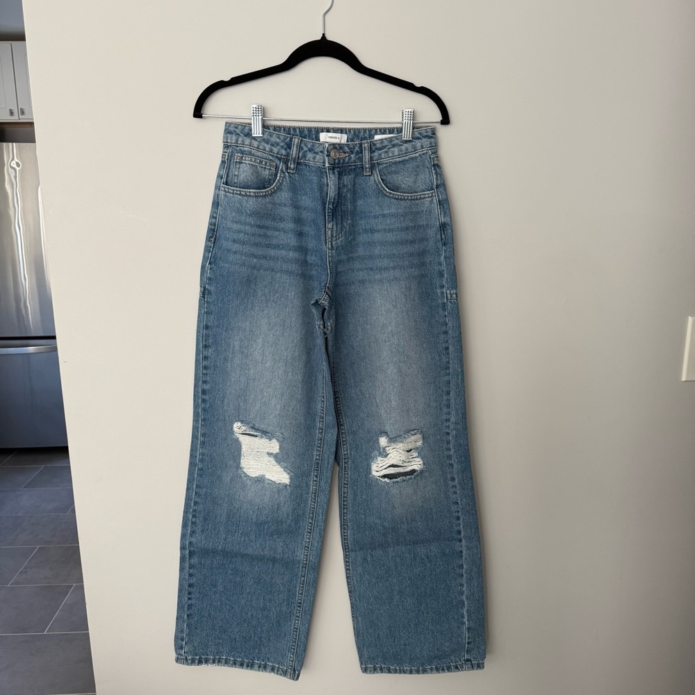 Cut-out Ripped Jeans - Picture 2 of 5
